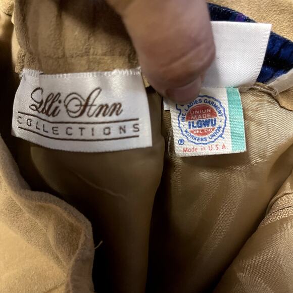 Vintage Lilli Ann Collections Union Made Tan High Rise Tan Suede Midi Skirt 29" - Picture 4 of 4